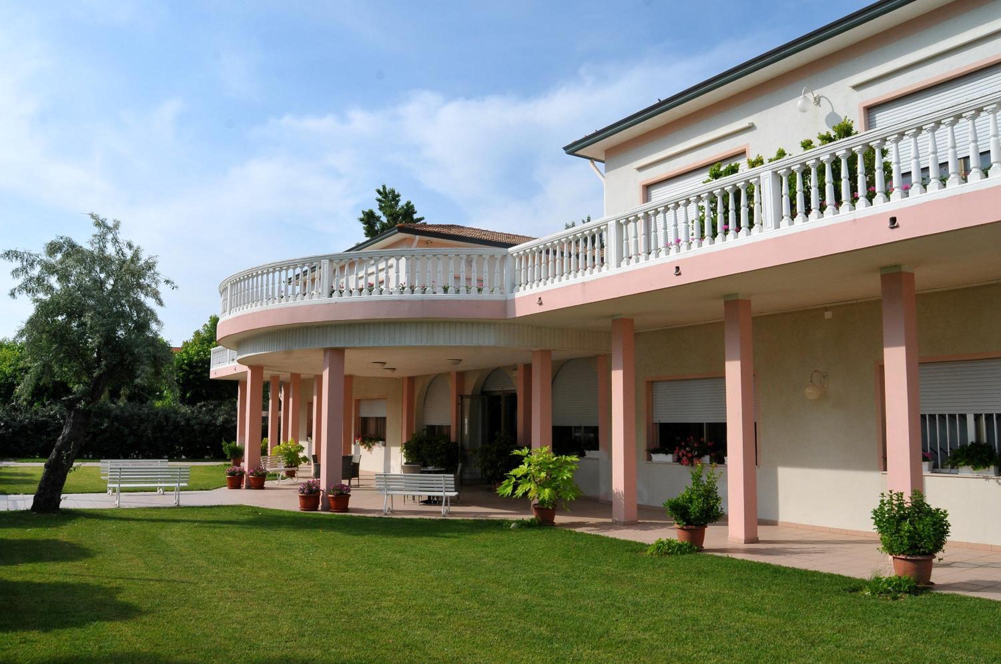 Готель Stella - Casa Per Ferie Белларія-Іджеа-Марина Екстер'єр фото